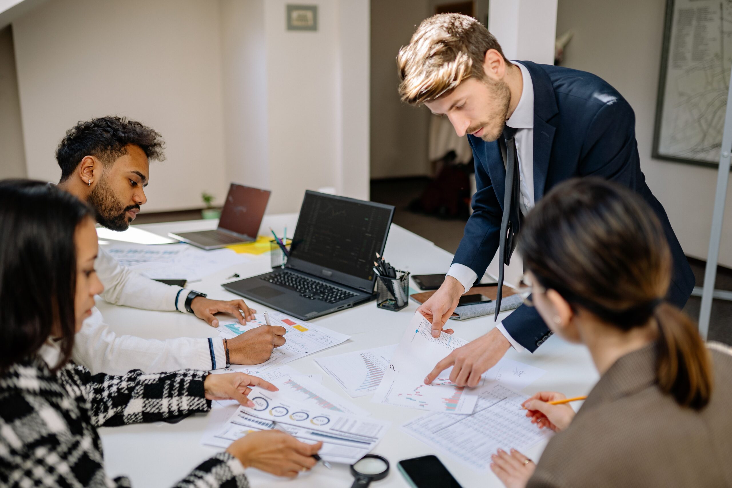 empresarios y emprededores
